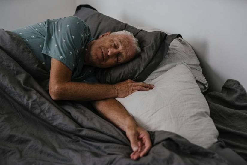 sleep hours for old age