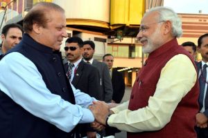 pm narendra modi nawaz sharif meeting at pakistan