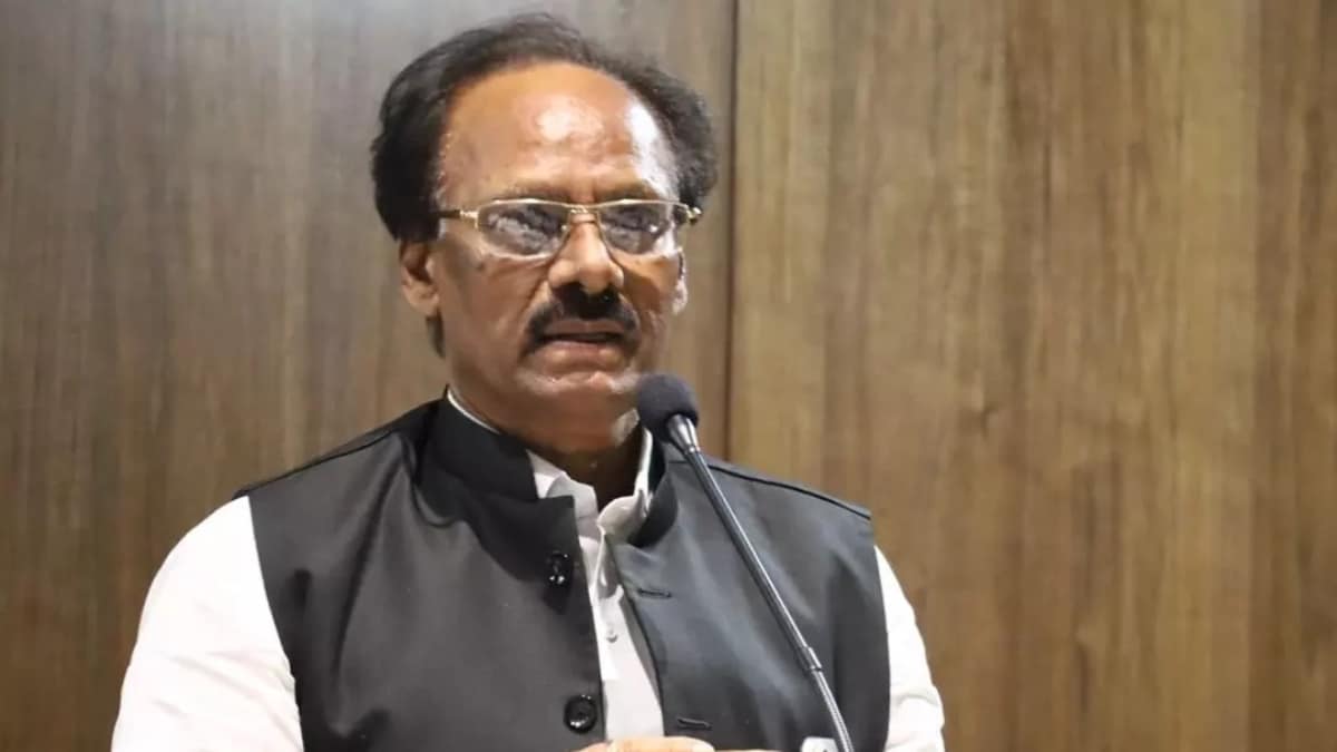 ex mla ramesh thorat in touch with sharad pawar ncp