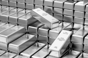 Gold and silver prices hike