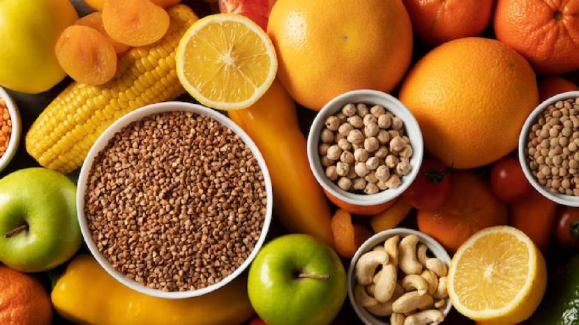 whole grains fruits and vegetables individuals can improve blood sugar regulation