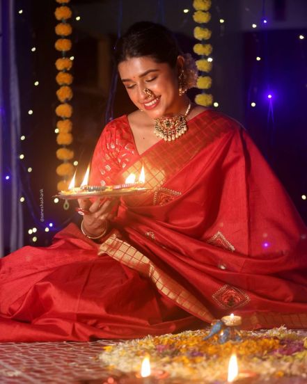 Actress Sanskruti Balgude special look for Diwali 2024