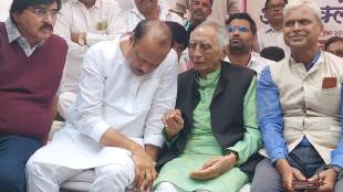 Ajit Pawar Meets Baba Adhav (2)