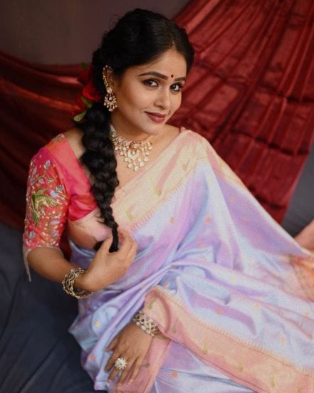 Akshaya Deodhar Paithani Saree Look