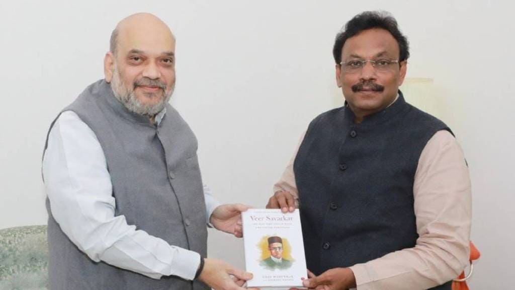 Amit Shah and Vinod Tawde meeting