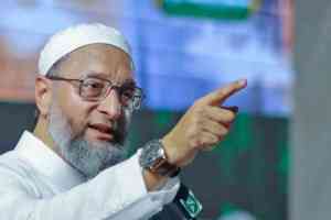 Asaduddin Owaisi Statement over Modi