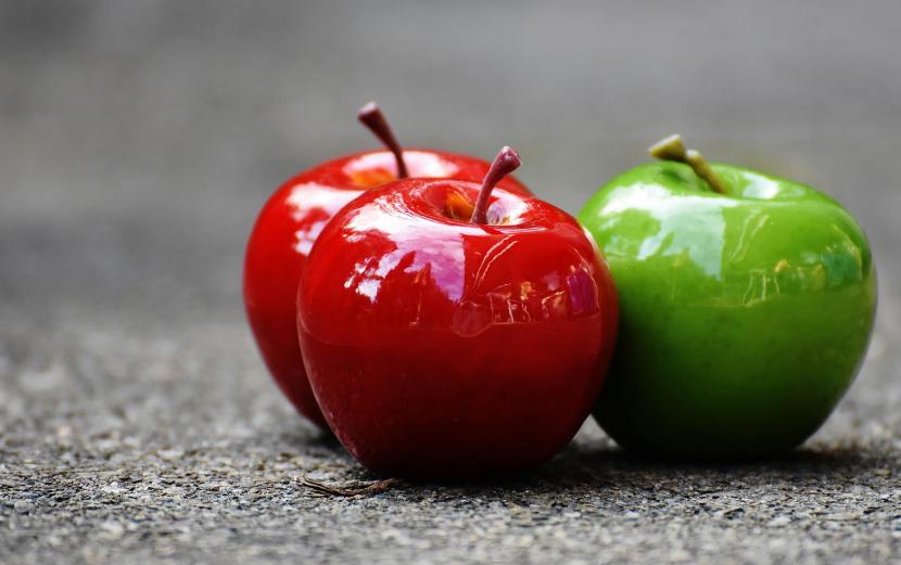 why is an apple must to include in your regular diet benefits of fibre rich apple