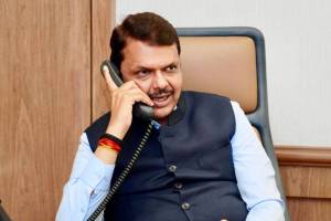 Congress Big Leader Praises Devendra Fadnavis