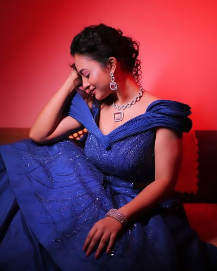 Girija Prabhu Blue Shimmery Gown Look