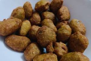 How To Make Moong Dal Pakode