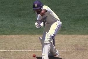 KL Rahul 3000 runs Complete in Test during IND vs AUS 1st Test at Perth