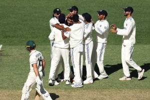 IND vs AUS Australia embarrassing record of losing 5 wickets for less than 40 runs in a home Test 2nd Time after since 1980