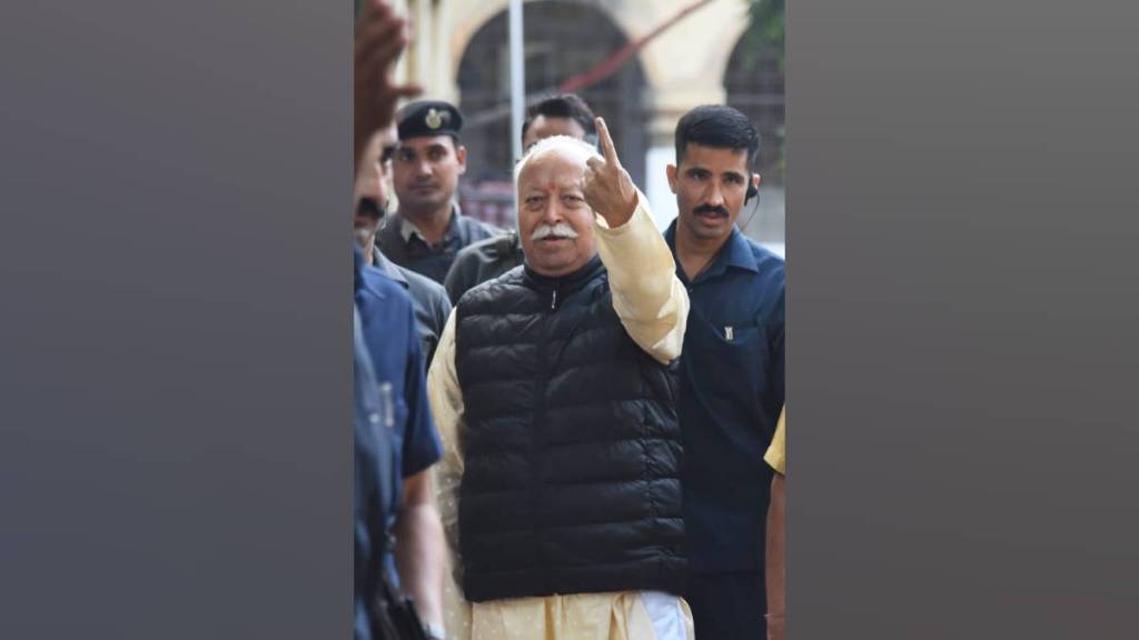 RSS chief Dr Mohan Bhagwat did voting on day of assembly election in nagpur