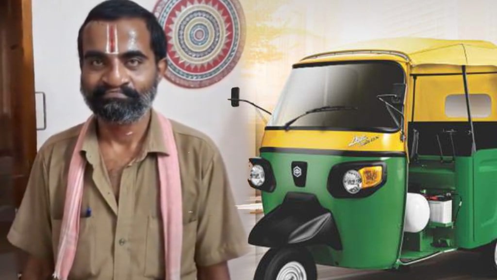 Karnataka auto driver finds the house of passenger to return her missing gold chain, receives accolades.