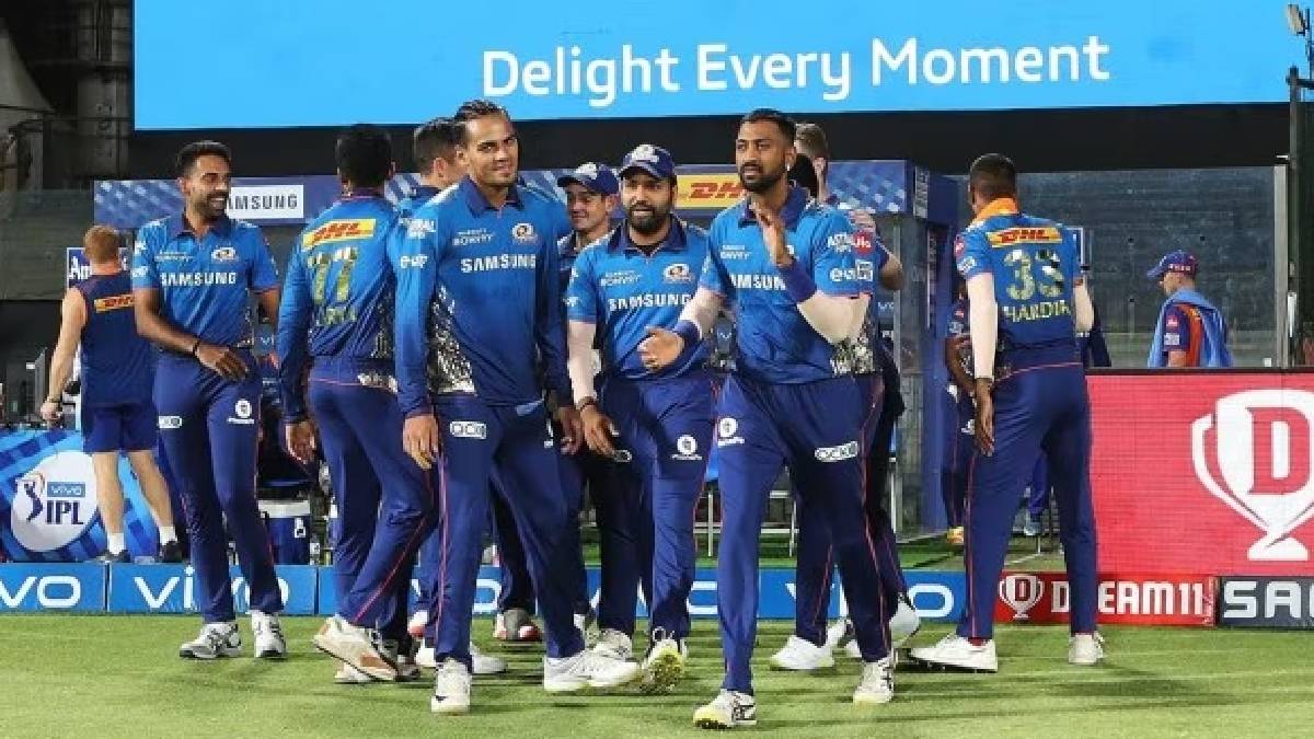 Mumbai Indians : मुंबई इंडियन्स विक्रमी सहाव्यांदा जेतेपद पटकावण्यासाठी ‘या’ पाच जुन्या शिलेदारांवर लावणार बोली, जाणून घ्या कोण आहेत?