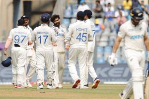 Ravindra Jadeja surpasses Ishant and Zaheer in taking most Test wickets for India