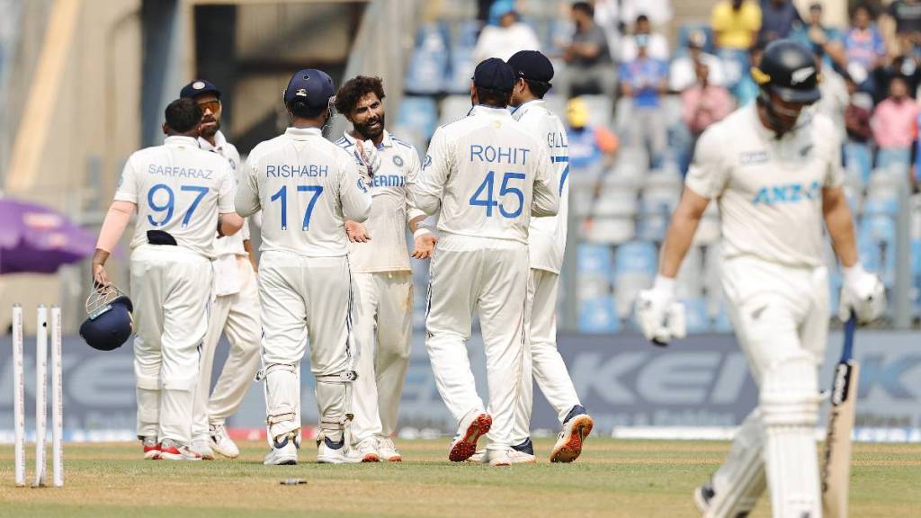 Ravindra Jadeja surpasses Ishant and Zaheer in taking most Test wickets for India