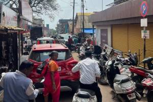 problem of traffic congestion in Mahabaleshwar created difficulties at many places