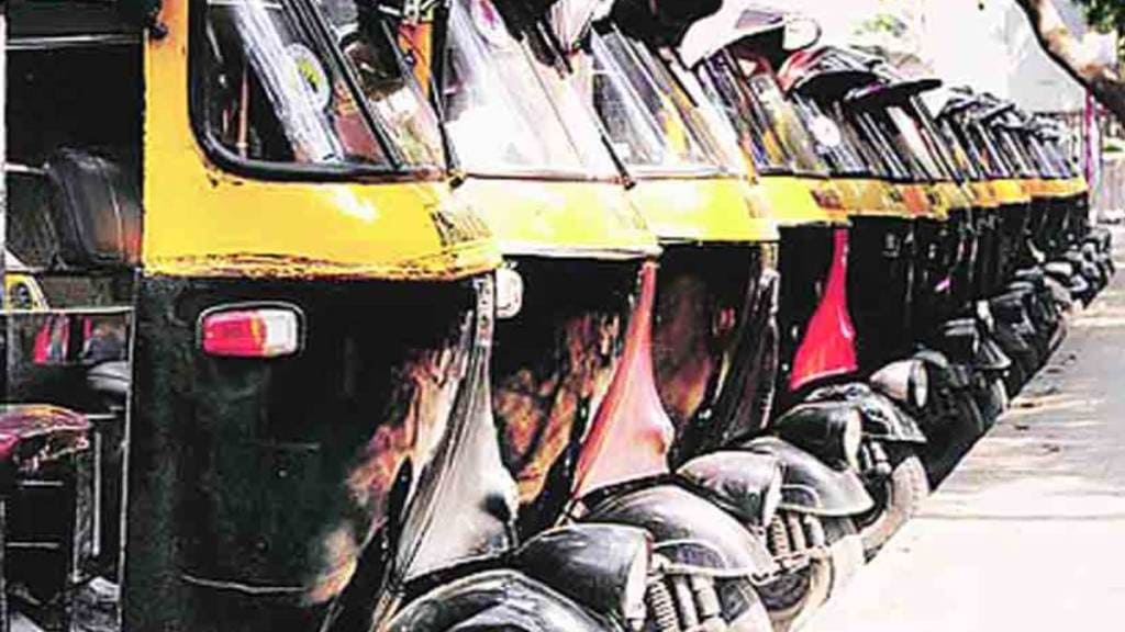 Thane Passengers loot rickshaw, Thane rickshaw meter, Thane, rickshaw meter,