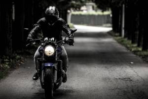 Pune Loot, bikers robbed pune, pune crime news,