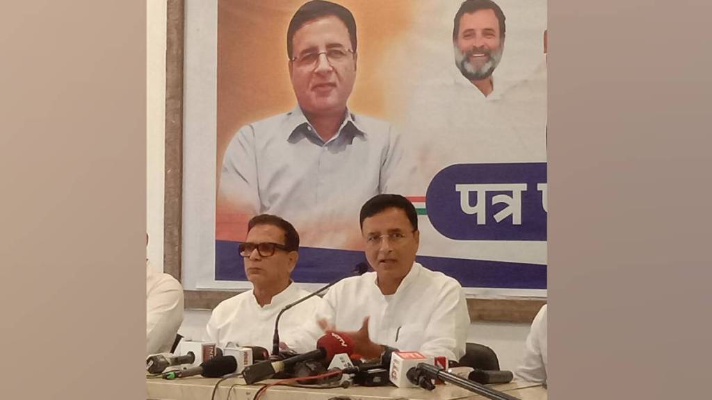 Randeep Surjewala promised Rs 7000 per quintal for soybeans if Maha Vikas Aghadi wins