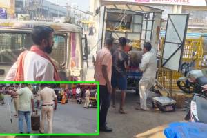 Vasai roads, hawkers Vasai, Vasai roads blocked by hawkers, hawkers Vasai,