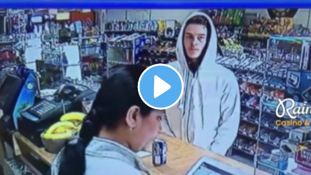 Indian Woman slaps the gun from the hand of the man who tries to rob her store video