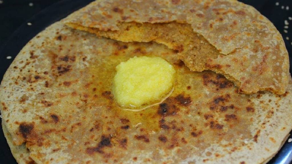 Makar Sankranti special Tilgul Poli Recipe In Marathi Til poli recipe in marathi