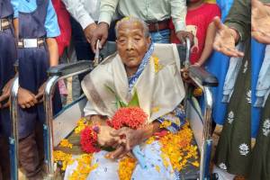 111 year old grandmother went to polling station and cast her vote