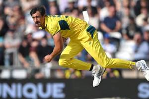 Mitchell Starc surpasses Brett Lee and Steve Waugh to complete 100 wickets in ODIs at home