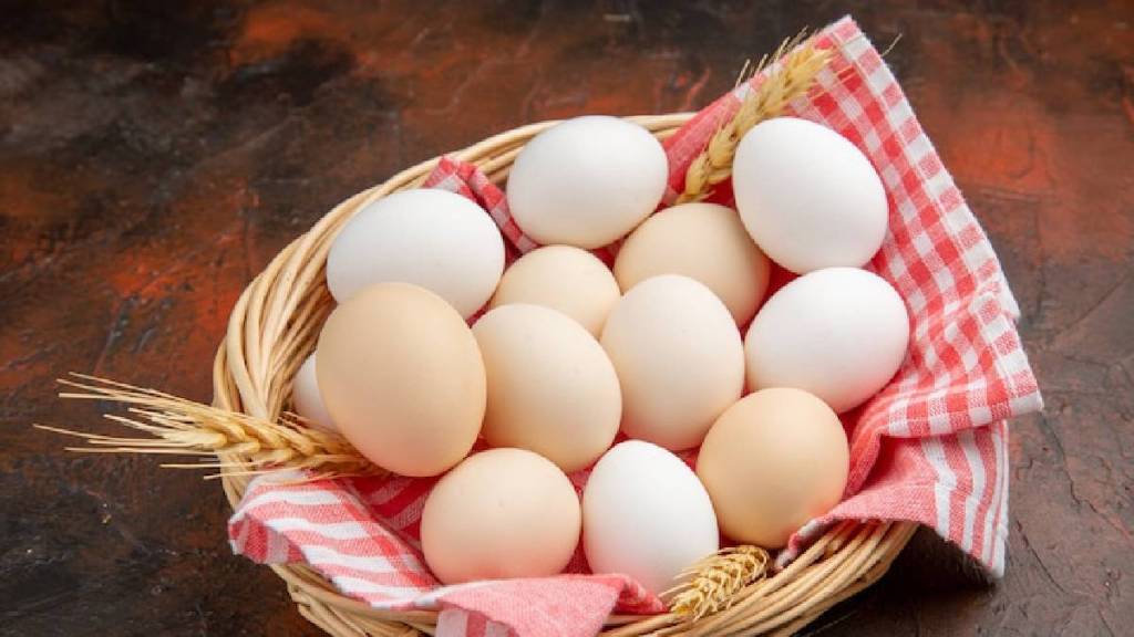 Study Says Eating An Egg A Day May Improve Women's Brain And Memory Function how many egg should be eaten in one day