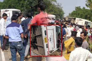 ST bus overturned near Davwa village recovering eight bodies on Gondia Sadak Arjuni route