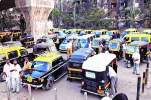 Rickshaw and Taxi Driver Welfare Boards warned of agitation if no changes in Dharmaveer Anand Dighes name