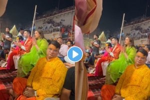 parineeti chopra and raghav chadha engrossed in ganga aarti video viral