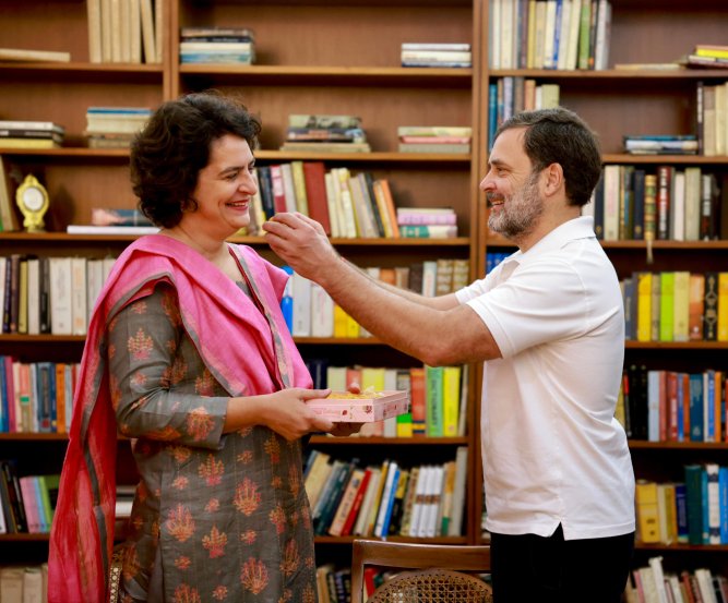 Priyanka Gandhi Lok Sabha MP Oath Taking Ceremony