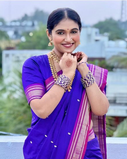 Rinku Rajguru Purple Paithani Saree