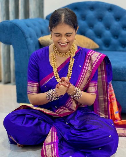 Rinku Rajguru Purple Paithani Saree