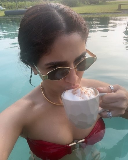 Bhumi pednekar bikini photoshoot in goa picnic