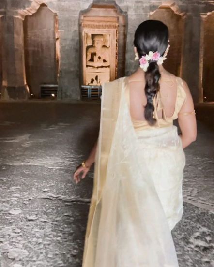 Madhuri Pawar Photos, Madhuri Pawar Ajanta Caves Photoshoot, madhuri pawar ajintha leni photoshoot