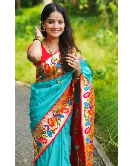 Sharayu Sonawane Paithani Saree Look