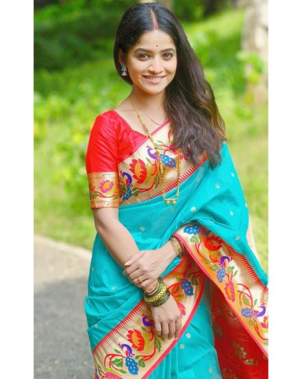 Sharayu Sonawane Paithani Saree Look