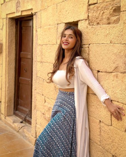 Social Media influencer Ankita Mestri shares her traditional look on social media