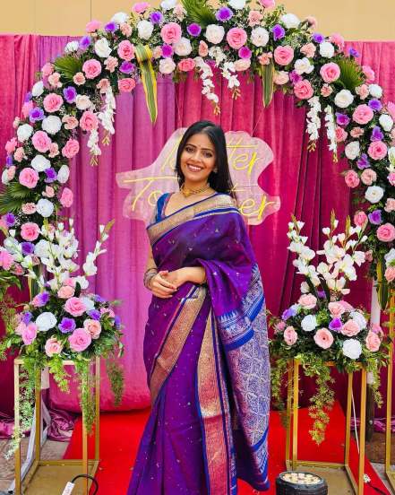 Actor Saniya Choudhari shares her stunning look in saree on social media