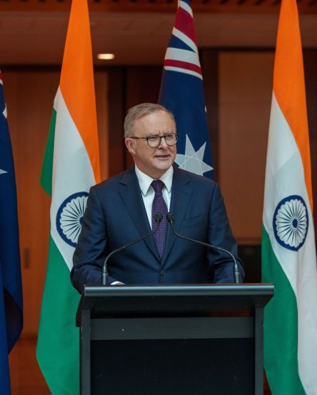 Team India meet Australia PM Anthony Albanese photo viral