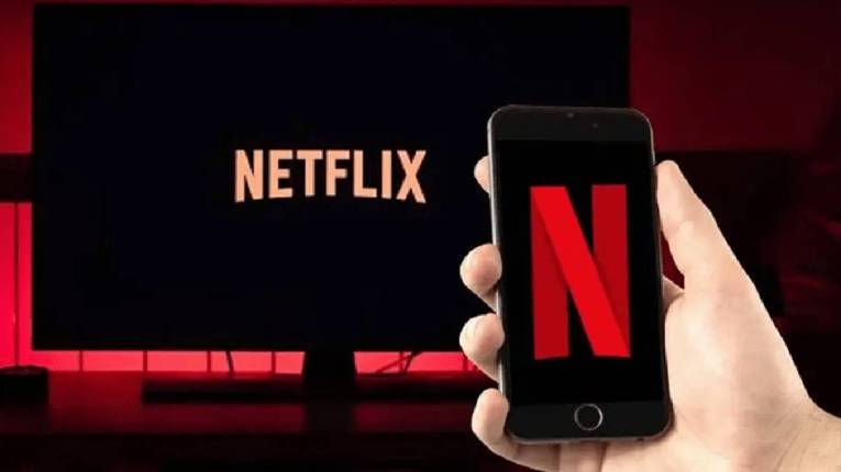 What is Netflix Moments : आता नेटफ्लिक्सवर मालिका, चित्रपटातील आवडता सीन शेअर करण्याची सोय; वाचा कसं वापरायचं हे फीचर