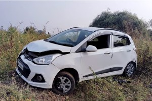 Accident in Jalgaon District, Accident election staff vehicle, Jalgaon District, A