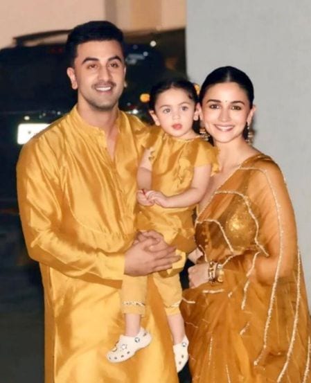 alia bhatt and ranbir celebrates diwali with daughter raha kapoor