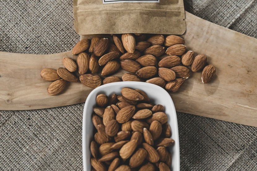 Reasons to include soaked almonds in your regular diet to boos functioning of the body