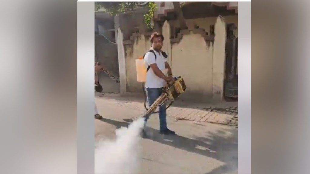 Bunty Shelke arrived with a fogging machine due to the increase in mosquitoes nagpur news