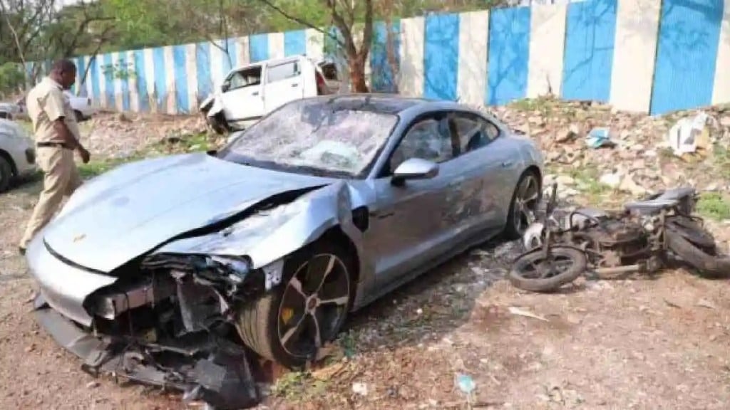 pune Porsche car accident